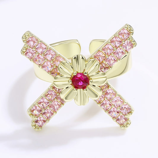 Arany tónusú Emporia Ötvözetű Gyűrű Vörös Emporia® Kristállyal és Rózsaszínű Emporia® Kristállyal