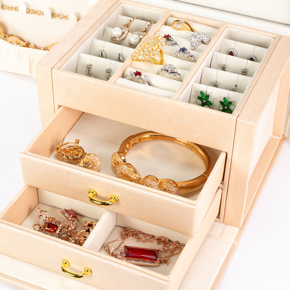 Jewelry Box, Size:12* 17,5* 13,5cm, Material: Inner(claimond veins) Outer(PU Leather); Color: white