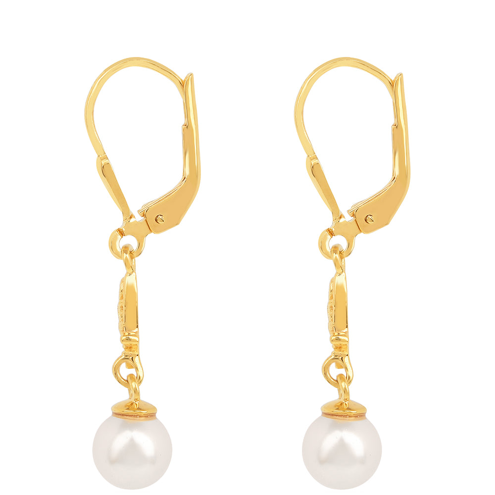 Arannyal Bevont Ezüst Fülbevaló Krém Édesvízi Kagylógyönggyel