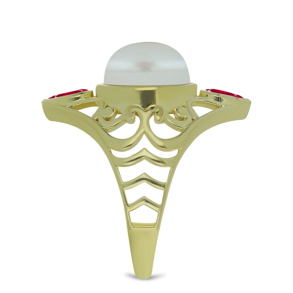 Arannyal Bevont Ezüst Gyűrű Fehér Édesvízi Kagylógyönggyel és Madagaszkári Rubinnal