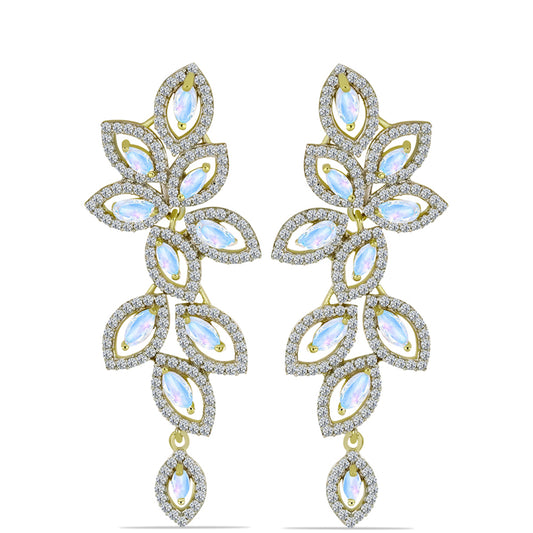 Arannyal Bevont Ezüst Fülbevaló Szivárvány Holdkővel és Fehér Topázzal