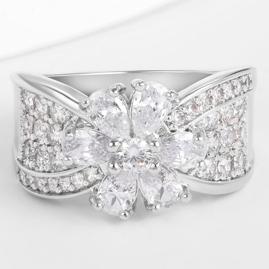 Arany tónusú Emporia Ötvözetű Gyűrű Fehér Emporia® Kristállyal