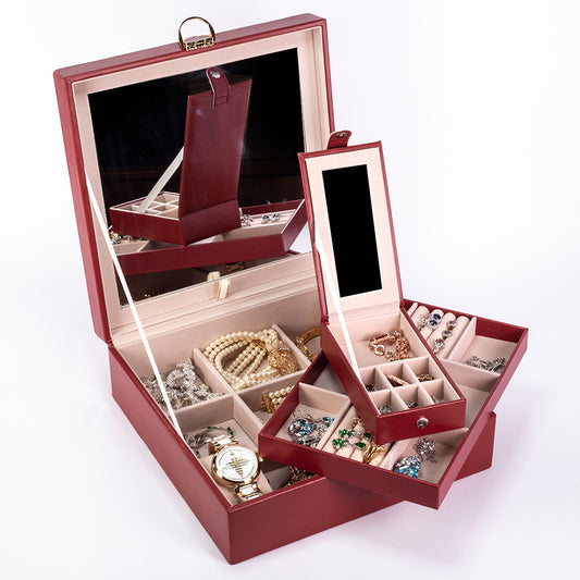 Jewelry Box, Size:25,3*25,3*8,5cm, Material: Inner(claimond veins) Outer(PU Leather); Color: red