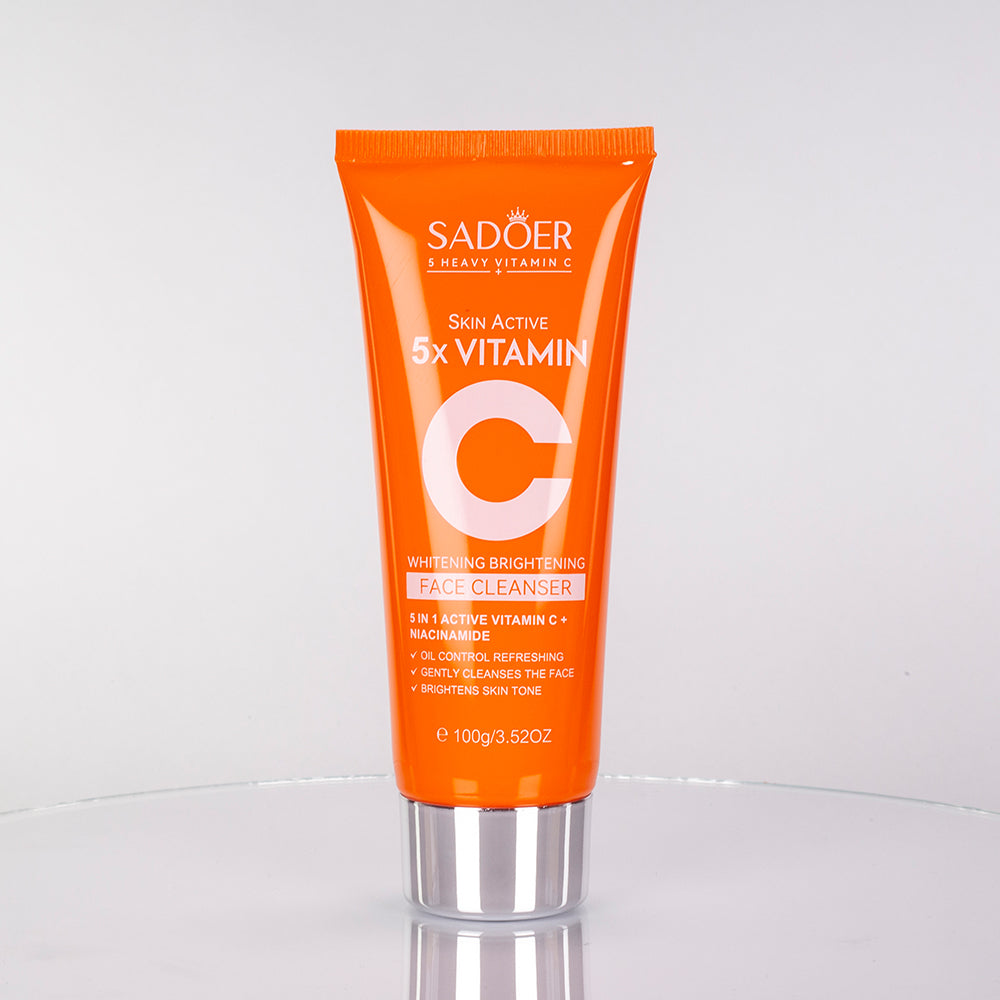 SADOER 5x C-vitaminos bőrtónus-egységesítő és hidratáló arcápoló ajándékcsomag – 6 részes 6 