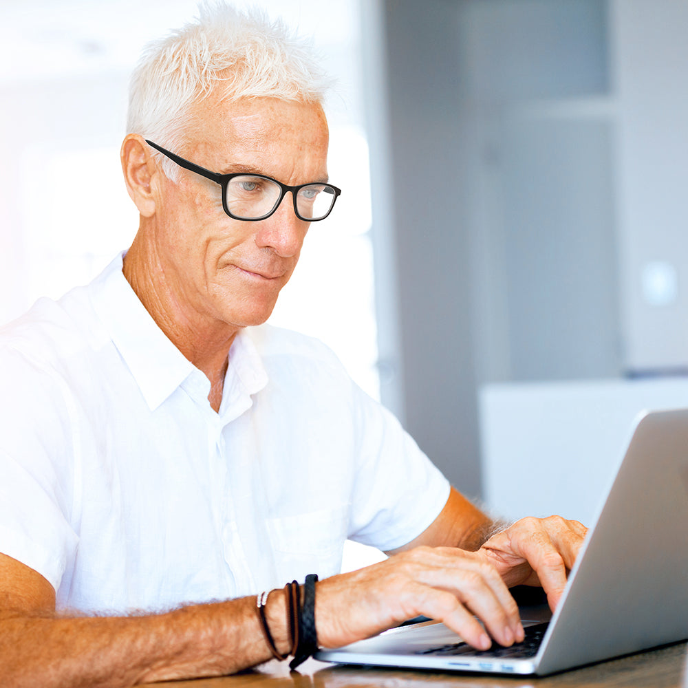 Vizmaxx Autofocus 2 az 1-ben olvasószemüveg, rugalmas dioptriatartománnyal, fekete színben 7 