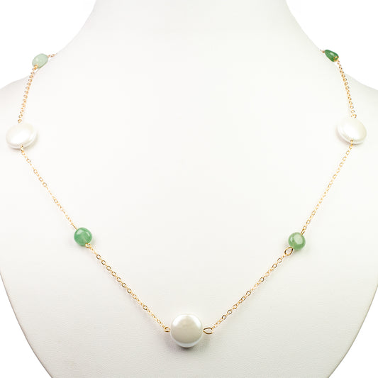 Arany tónusú Emporia Ötvözetű Nyaklánc Fehér Gyöngyházzal és Zöld Aventurinnal