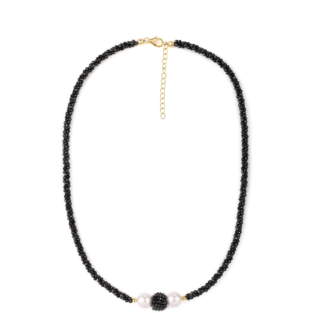 Arannyal Bevont Ezüst Nyaklánc Fekete Spinellel és Fehér Édesvízi Kagylógyönggyel