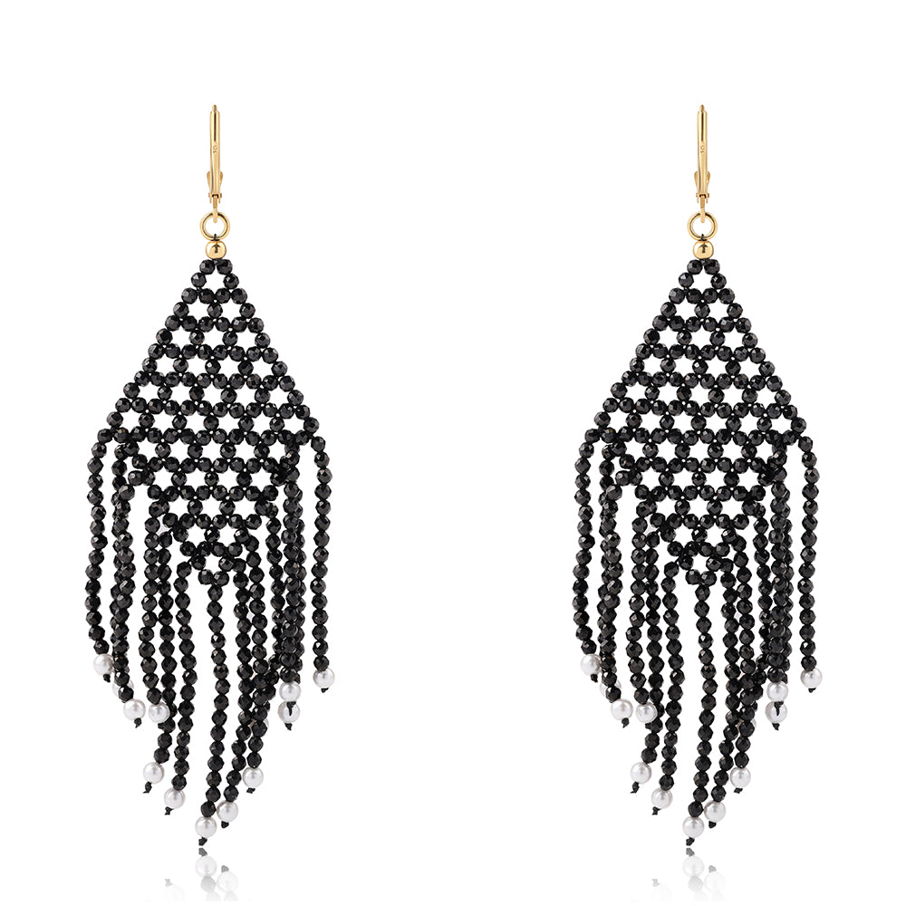 Arannyal Bevont Ezüst Fülbevaló Fekete Spinellel és Fehér Édesvízi Kagylógyönggyel 2 