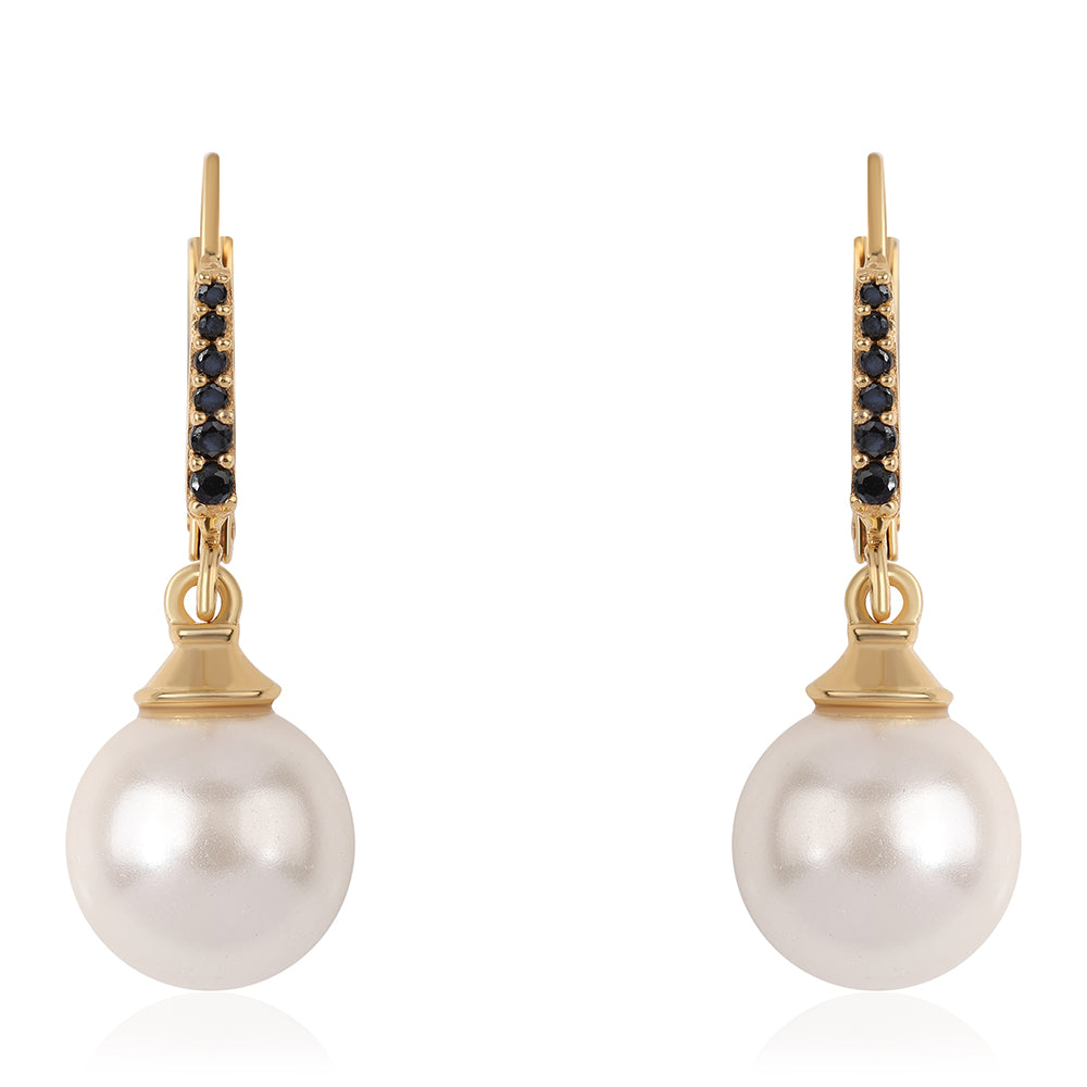 Arannyal Bevont Ezüst Fülbevaló Fekete Spinellel és Fehér Édesvízi Kagylógyönggyel 1 