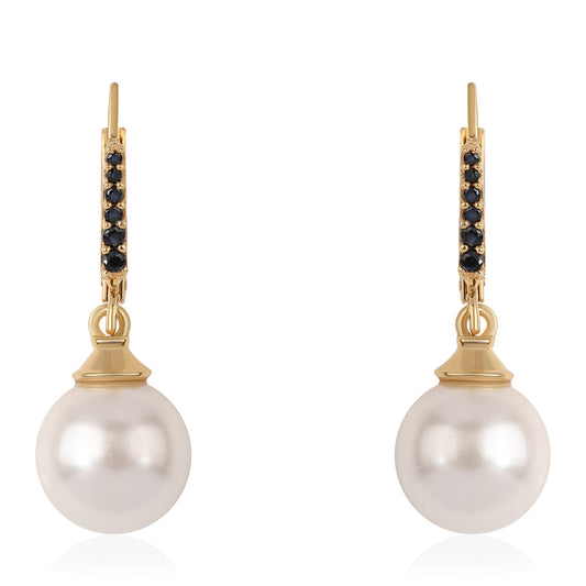 Arannyal Bevont Ezüst Fülbevaló Fekete Spinellel és Fehér Édesvízi Kagylógyönggyel