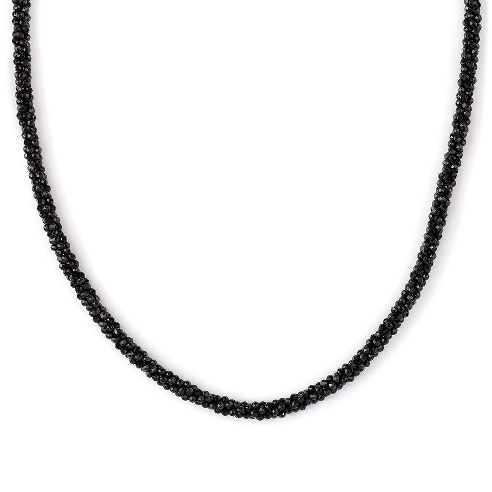 Arannyal Bevont Ezüst Nyaklánc Fekete Spinellel