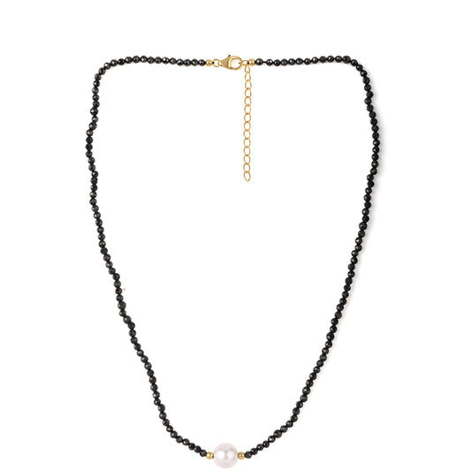 Arannyal Bevont Ezüst Nyaklánc Fekete Spinellel és Fehér Édesvízi Kagylógyönggyel