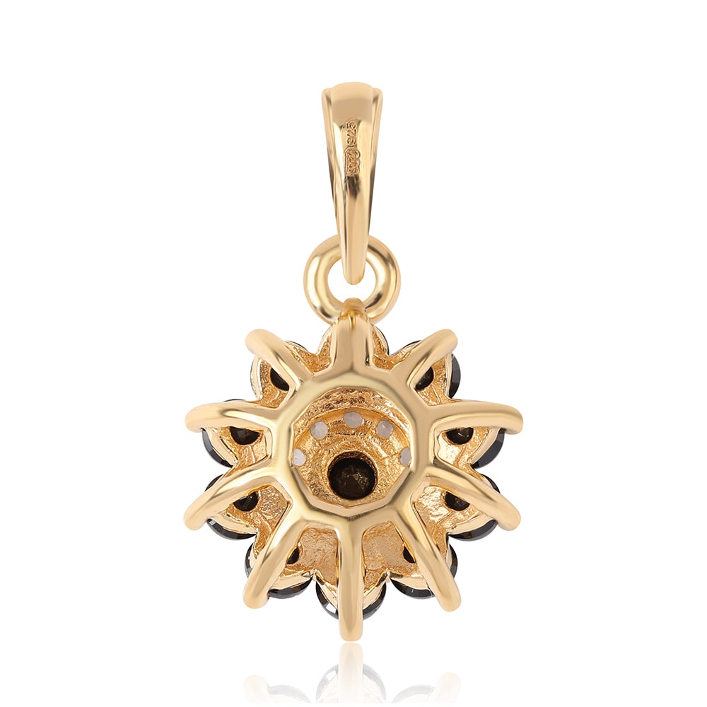 Arannyal Bevont Ezüst Medál Fekete Spinellel és Fehér Topázzal 3 