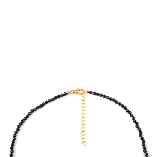 Arannyal Bevont Ezüst Nyaklánc Fekete Spinellel és Fehér Édesvízi Kagylógyönggyel