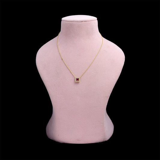 Arannyal Bevont Ezüst Nyaklánc Madagaszkári Rubinnal és Fehér Topázzal