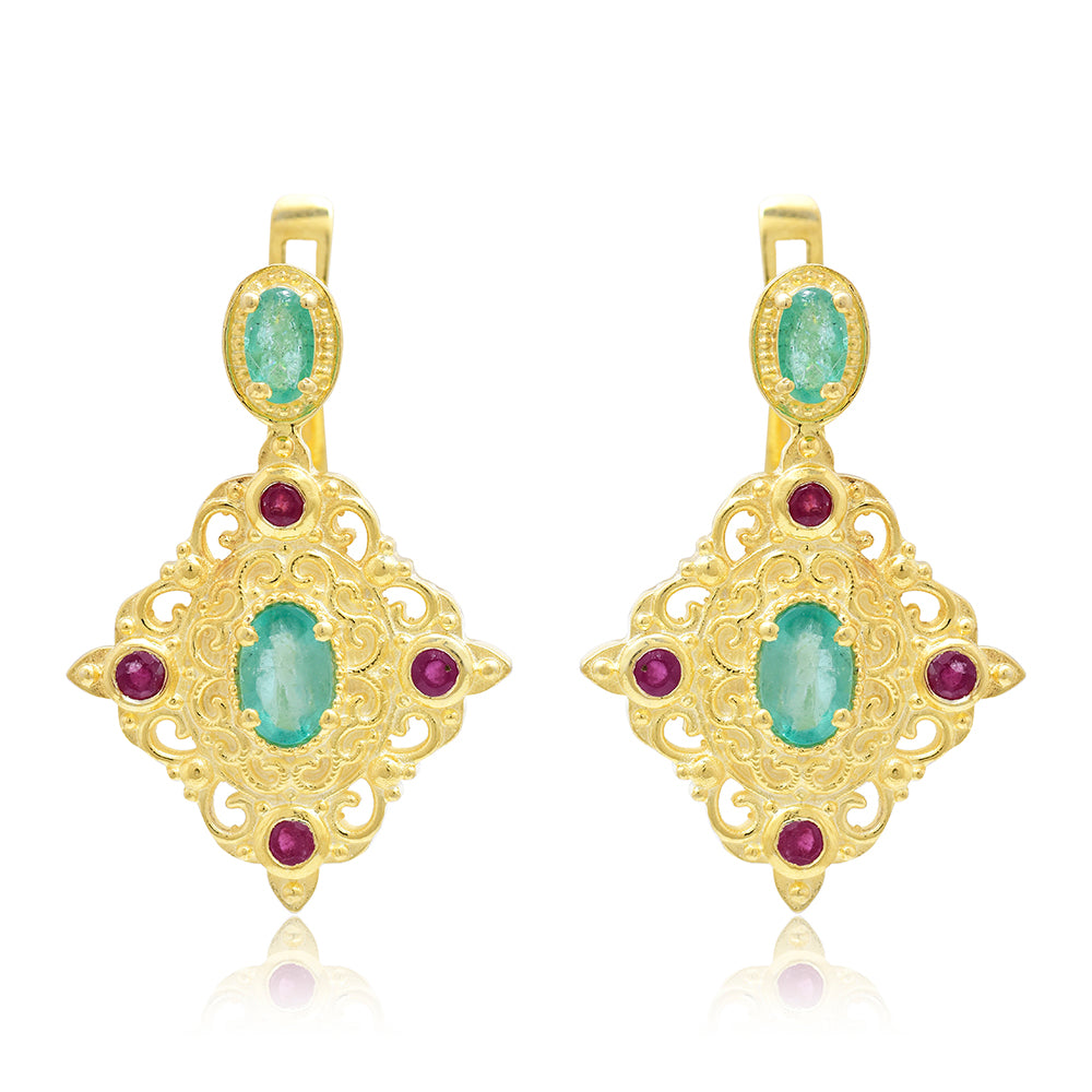 Arannyal Bevont Ezüst Fülbevaló Madagaszkári Rubinnal és Brazil Smaragddal 1 