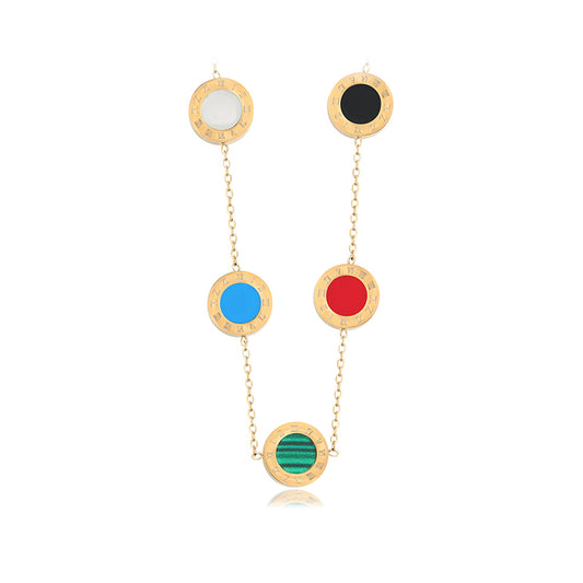 Arany tónusú Emporia Ötvözetű Nyaklánc Vörös Emporia® Kristállyal és Kék Emporia® Kristállyal