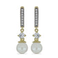 Arannyal Bevont Ezüst Fülbevaló Fehér Édesvízi Kagylógyönggyel és Fehér Topázzal