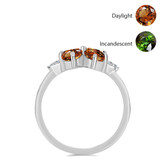 Ezüst Gyűrű Minősített laboratóriumban előállított Anatóliai Zultanit-tal és Fehér Topázzal