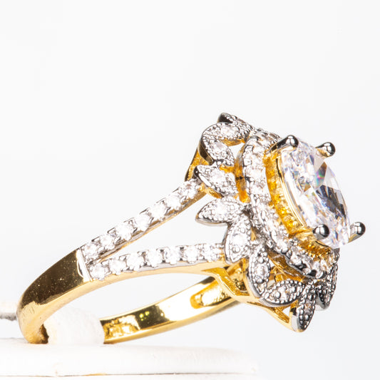 Arany Bevonatú Gyűrű Fehér Emporia® Kristállyal ( Gyűrű )